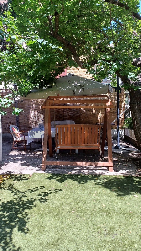 Furnished Apartment with Garden for rent in Ajaltoun.
