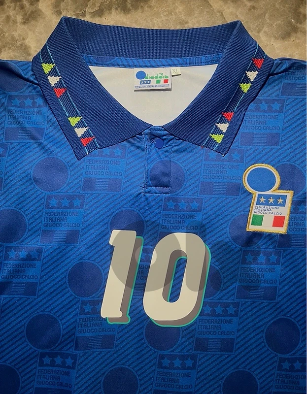 italia 1994 home kit diadora baggio 10 italia 1994 home kit diadora baggio 10