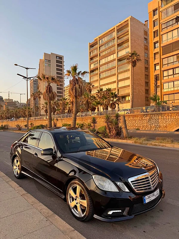 Mercedes-Benz  E350 AMG  2010