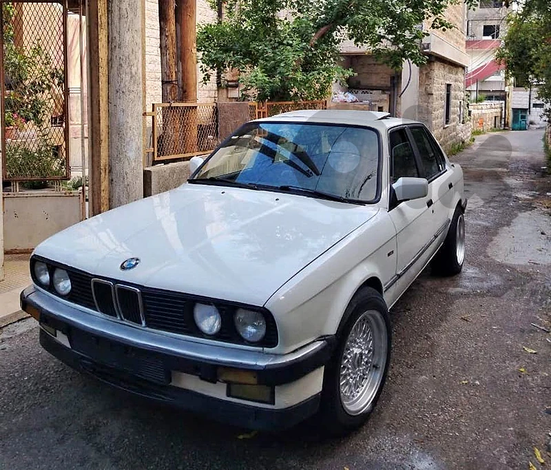 BMW E30 1985