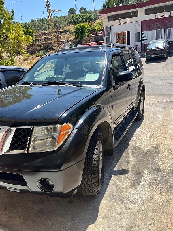 Nissan Pathfinder 2005 SE