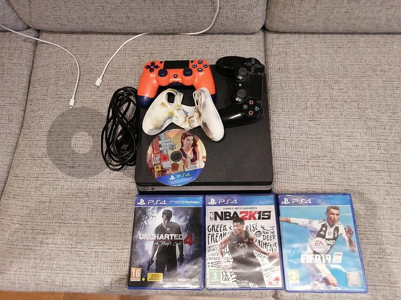ps4 slim