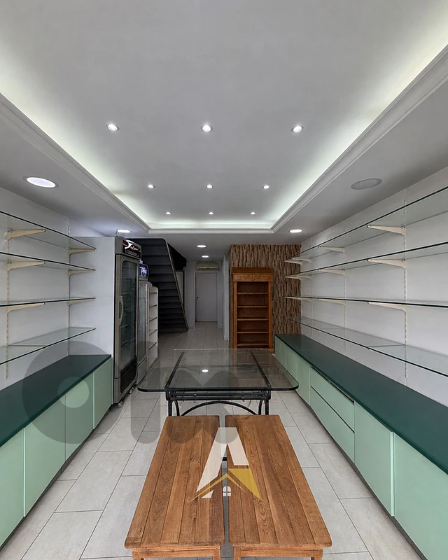 70 SQM Commercial Shop In Mnasourieh
