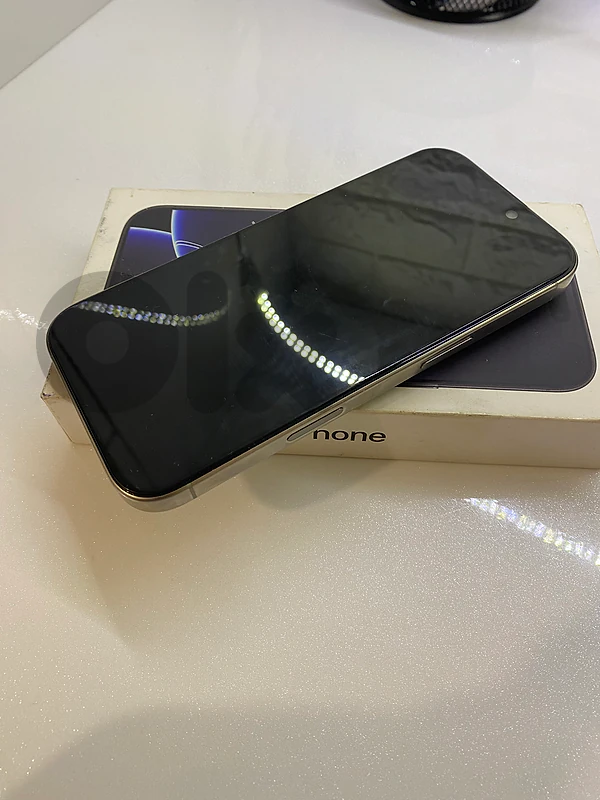 iphone 16 pro like new
