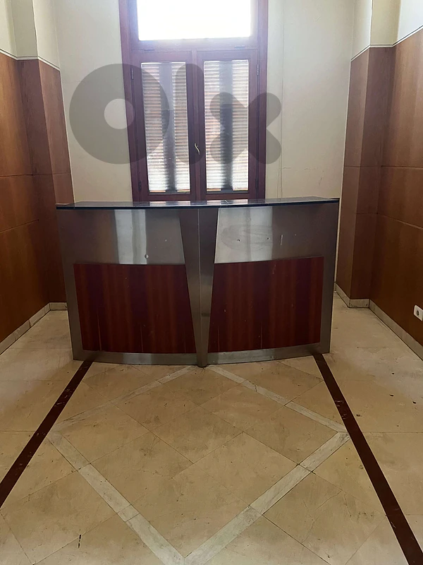 Prestigious Office for rent /مكتب في سوليدير للايجار