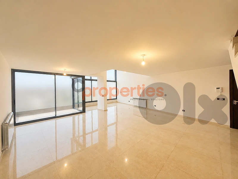 Triplex for sale in Hazmieh CPMK223 شقة “تريبلكس” للبيع في الحازمية