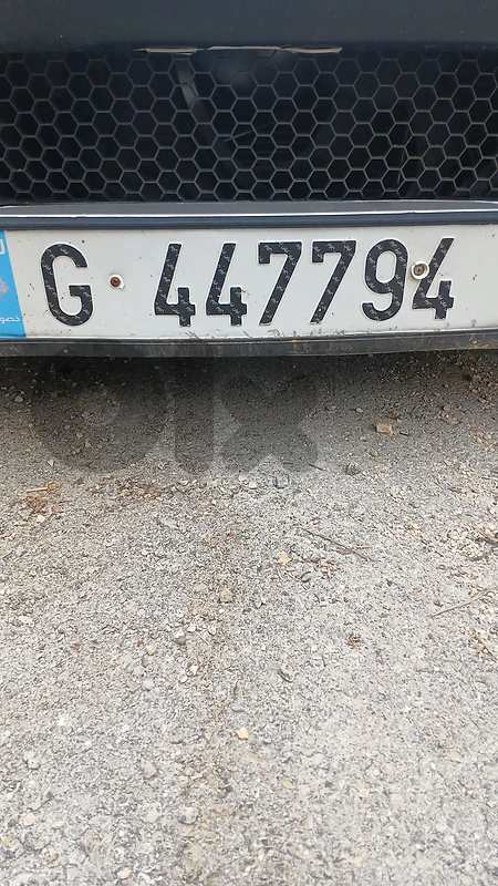 44 77 94 G