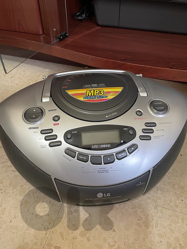 LG Boombox (LPC-LM340) – Excellent Condition