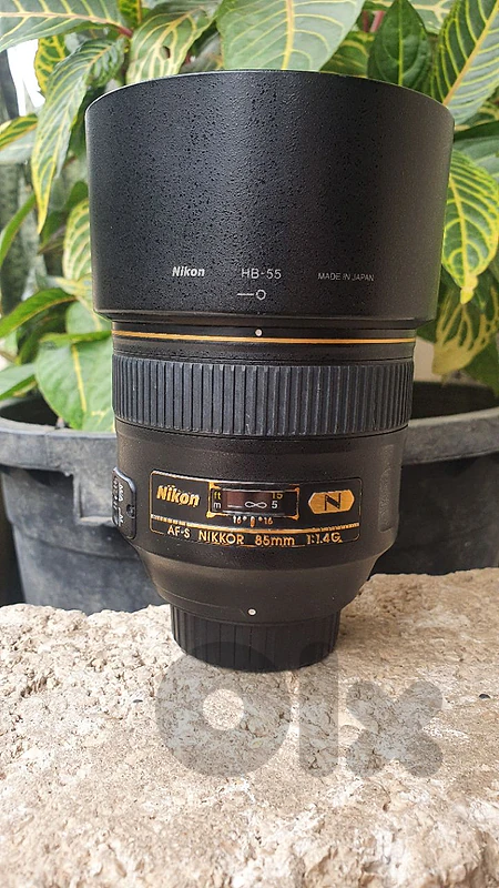 Nikon 85mm F1.4