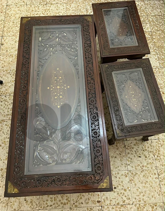 طقم طاولات 3 قطع خارق النضافة مميز جداا خشب جوز تنريل نحاس بالخشب