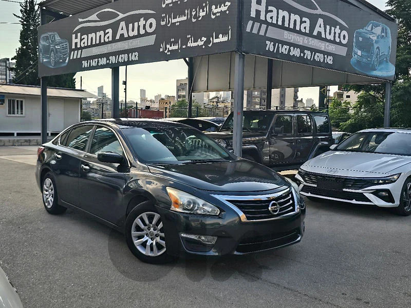 Nissan Altima 2015 Full options basme top car good price