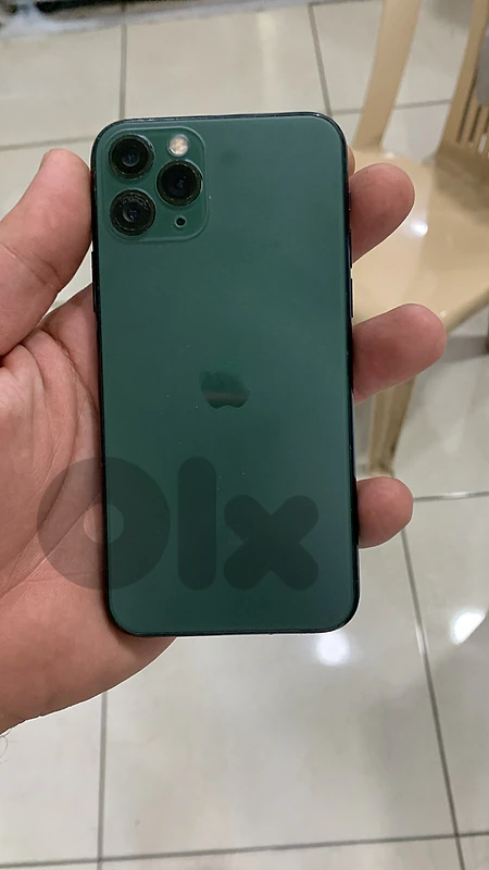 I Phone 11 Pro ( 256 Gb Memory) used like New