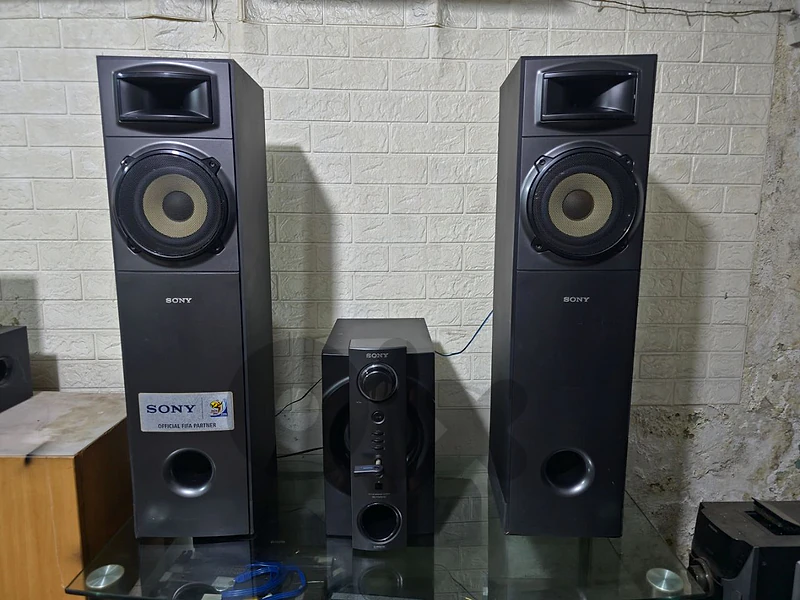 مجموعه سوني 2aux 7000w بشتغل عالtv مع بلوتوث