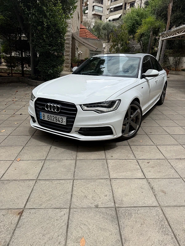 Audi A6 2012 S-Line Quattro - 6 Cyl