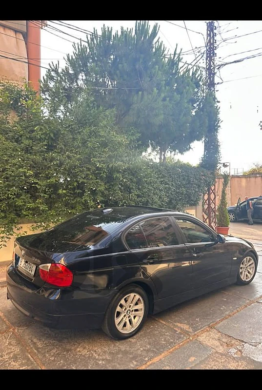 BMW E90 2007