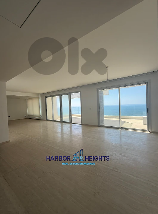 Apartment for Sale in Rawche - شقة للبيع في الروشة