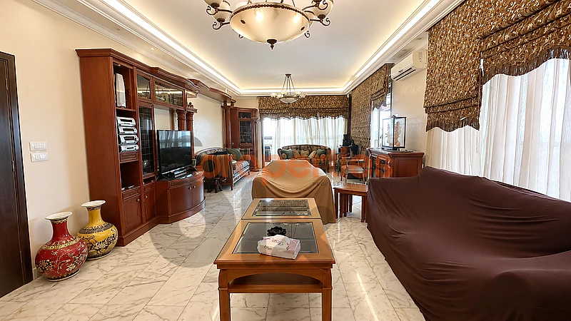 Front-Line Apartment For Sale in Rawche شقة للبيع في الروشة – CPBHS151
