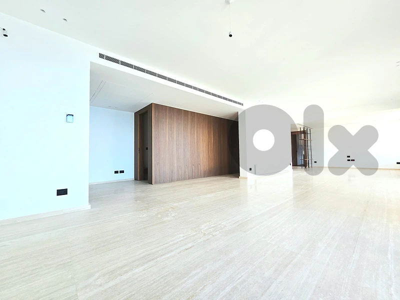 RA26-5234 Super Deluxe Apartment for Sale in Ras Beirut – 250m²