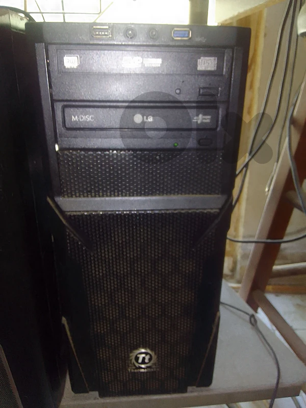 Thermaltake Case