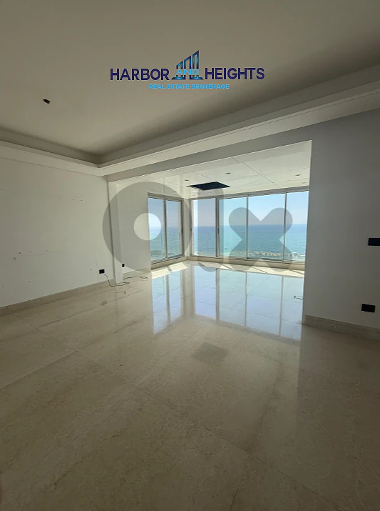 Apartment for Rent in Rawche - شقة للإيجار في الروشة