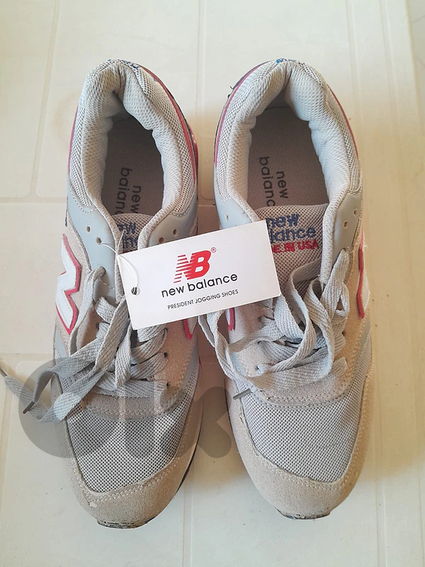 running shoes for sport or casual daily dress (size 41-42)