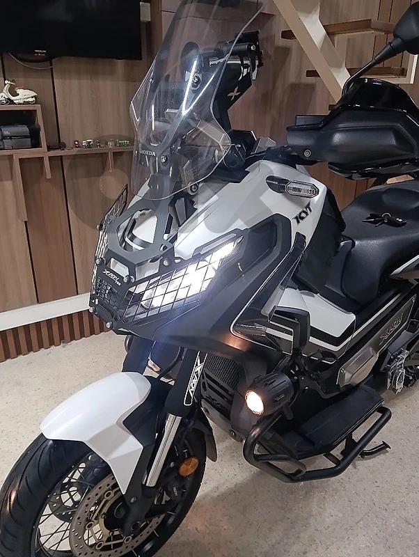 Honda XADV 750cc model 2019 full accessories