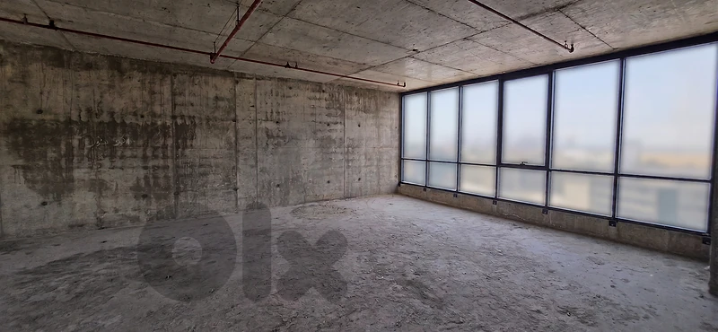 Core & Shell Office for Sale in Doraمكتب للبيع في الدورة بحالته الأساس