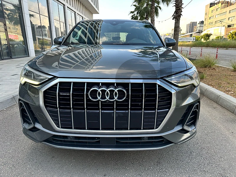Audi Q3 2019 S-LINE Prestige