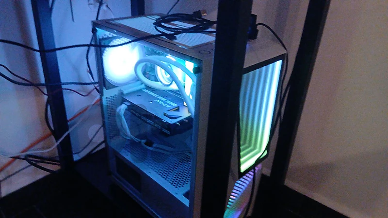 Custom-Built Gaming PC with rtx 5060