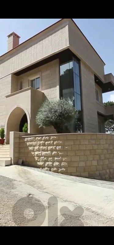 villa For sale in broummana