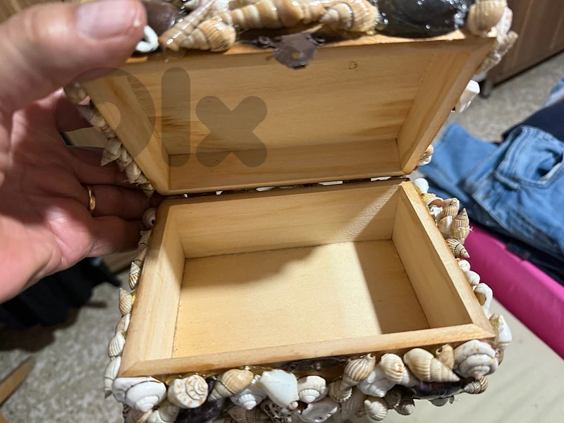 Box hand made