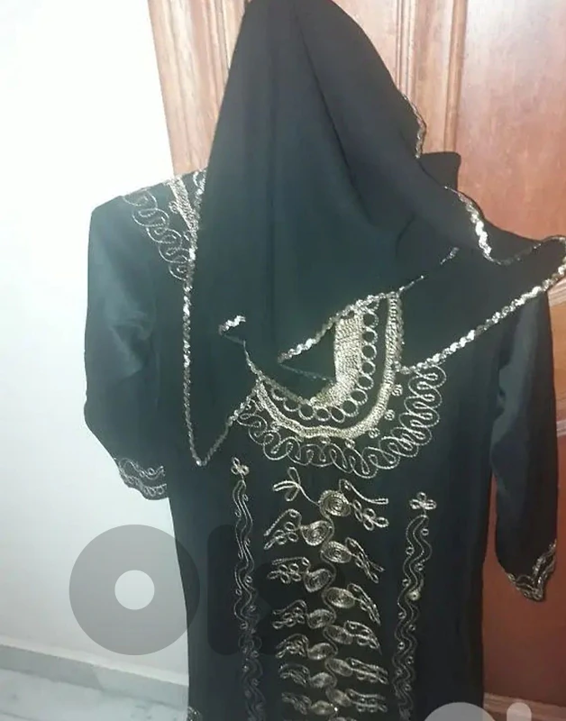 عباية ولادي مطرزة مع شلحة