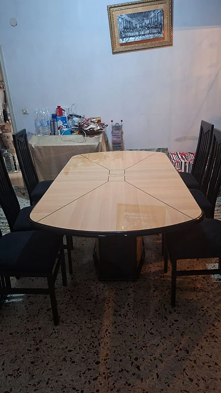 فيترين طاولة سفرة ٦ كراسي
