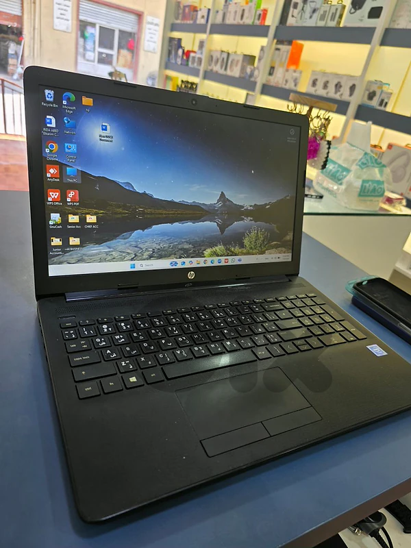 hp,i3 4 ram 256gb ssd hp,i3 4 ram 256gb ssd