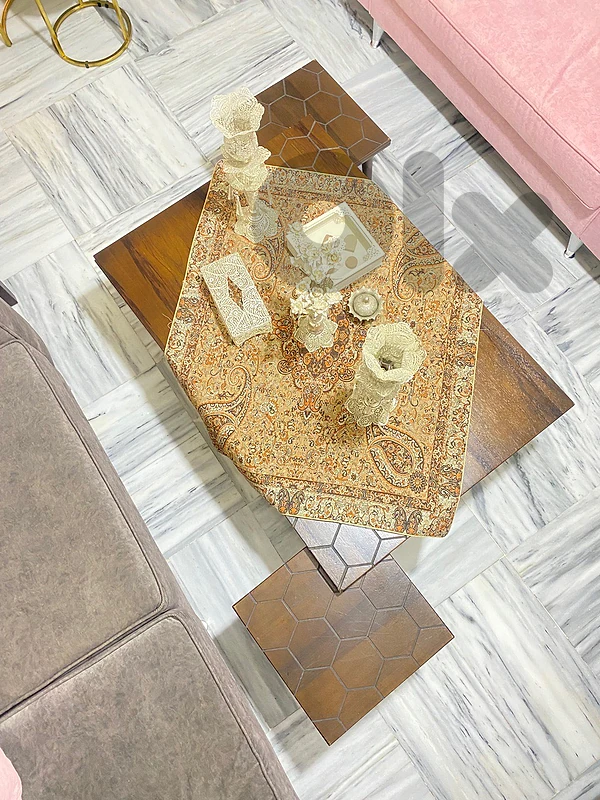غرفة قعدة شبه مستعملة