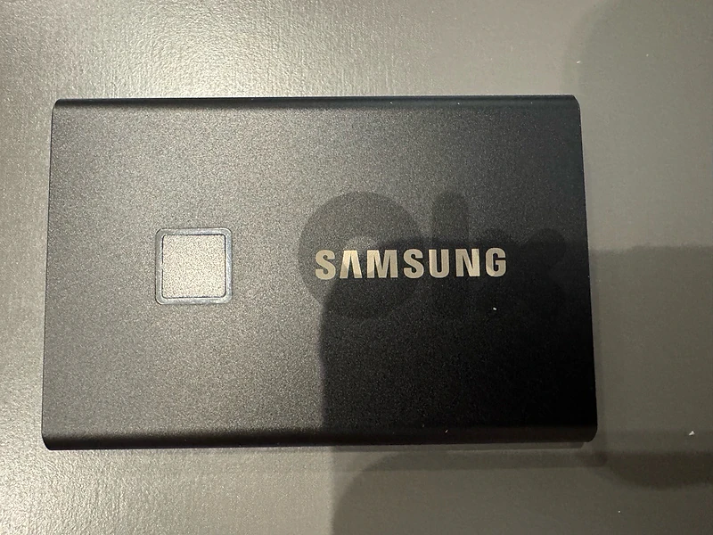 Samsung T7 Touch Portable SSD Samsung T7 Touch Portable SSD