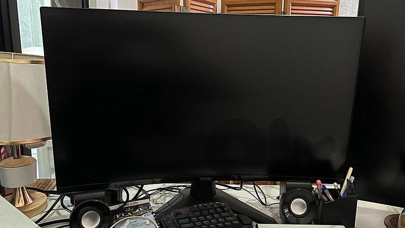 MSI Screen used like new