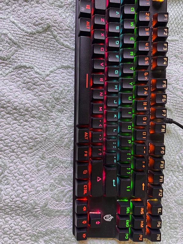 Mechanical gaming keyboard