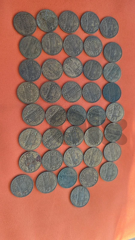 41 Vintage Lebanon Coins 1961 | 25 Piastres Lot