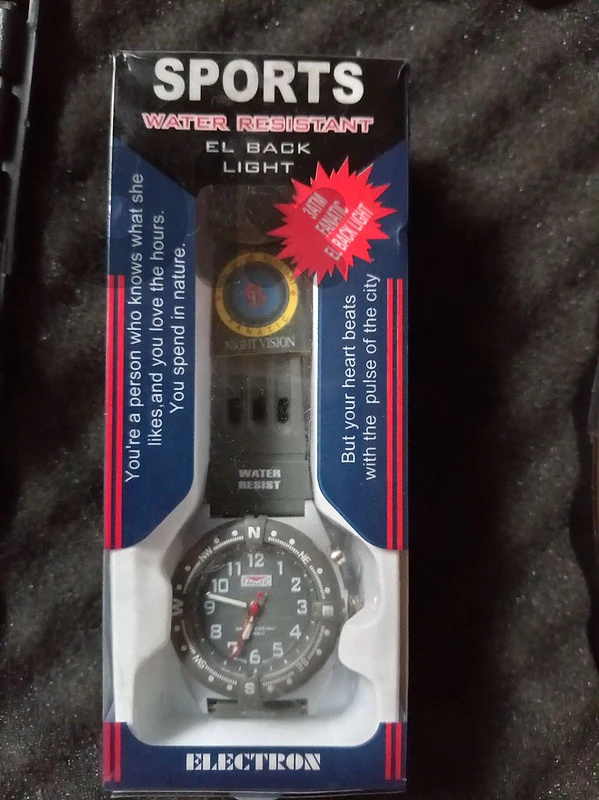 new vintage Fanatic diver watch from the 1990s with night vision