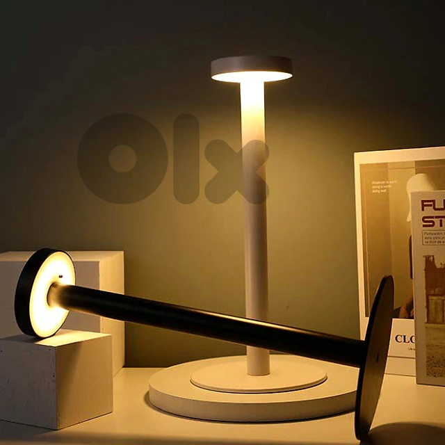 Modern Table Lamp – Cordless Glow