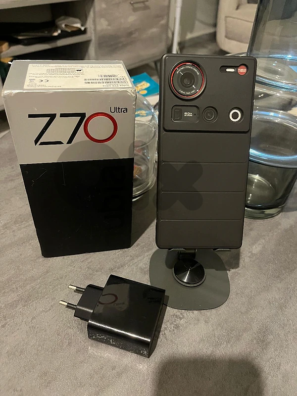 ZTE Nubia Z70 ultra 16 ram 512 gb snapdragon 8 elite accept trade
