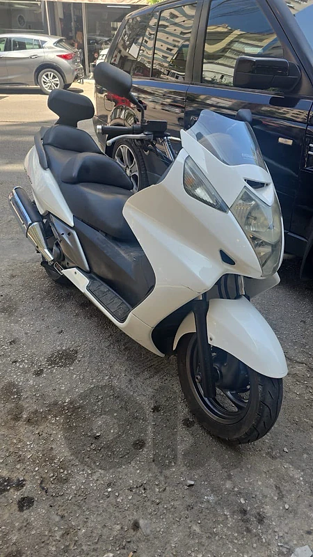 Honda Silverwing 600cc in perfect condition