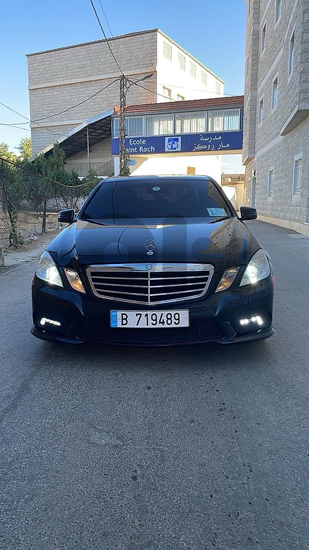 Mercedes-Benz E-Class 2011