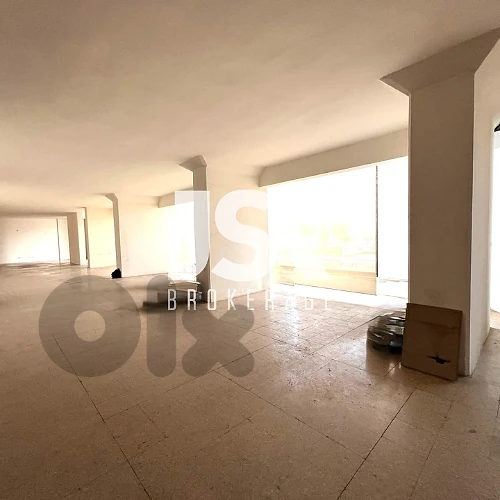 L21897  Exclusive Duplex Office For Rent in Gemayzeh