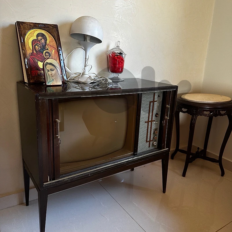 Vintage Antique Tv