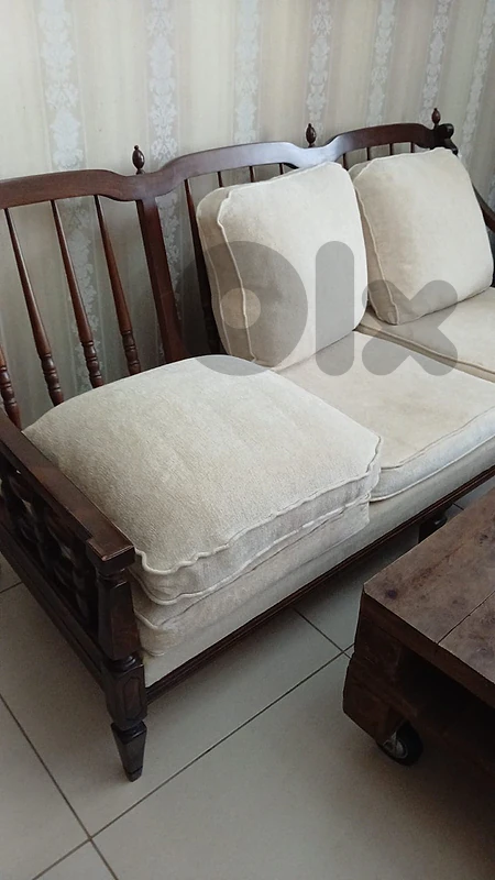 Frensh salon antique طقم صالون ٣ قطع خشب جوز خارق النضافة تنجيد جديد