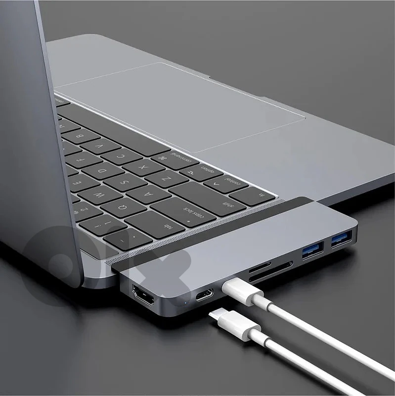 multiport adapter for USB C Mabook