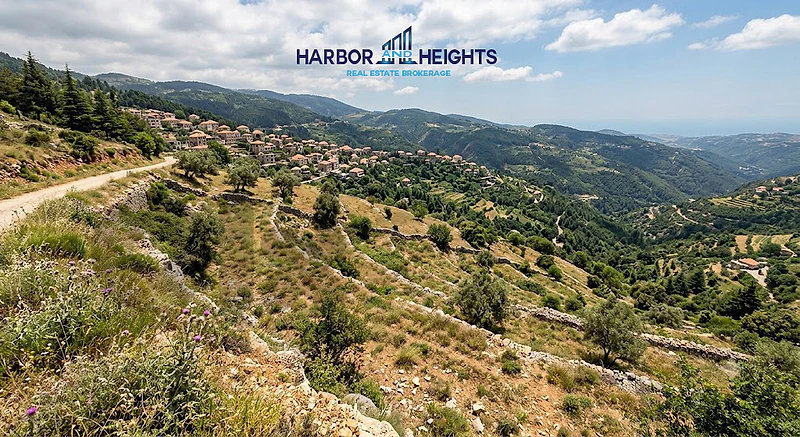 Land For Sale in Batloun, Chouf - أرض للبيع في بتلون، الشوف