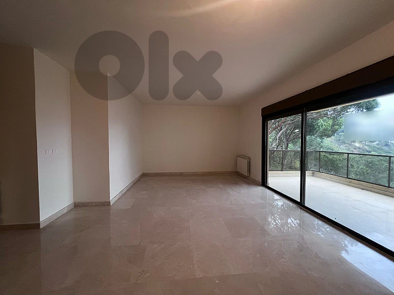 For Rent–Spacious 3-Bedroom Apartment with Mountain Viewللإيجار – شقة